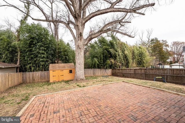 5305 FLANDERS AVE, Kensington, MD 20895