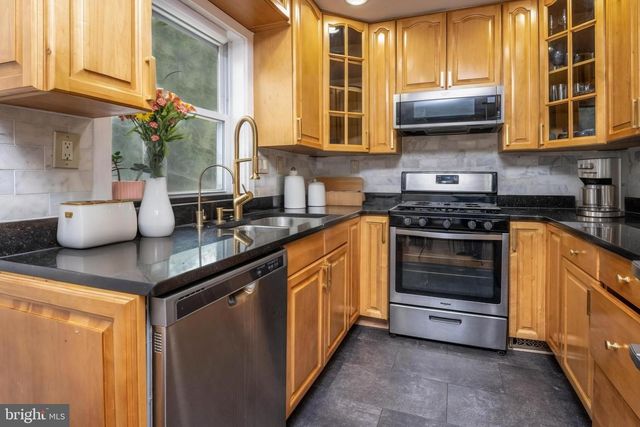 5305 FLANDERS AVE, Kensington, MD 20895