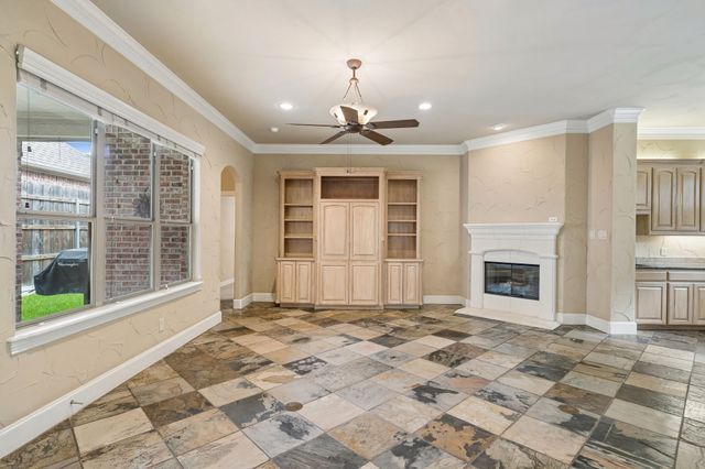3803 Park Flower Court, Arlington, TX 76017