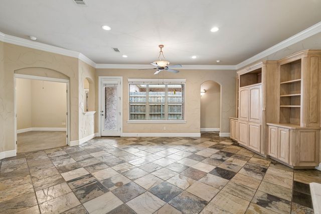 3803 Park Flower Court, Arlington, TX 76017