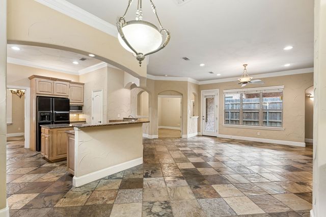 3803 Park Flower Court, Arlington, TX 76017