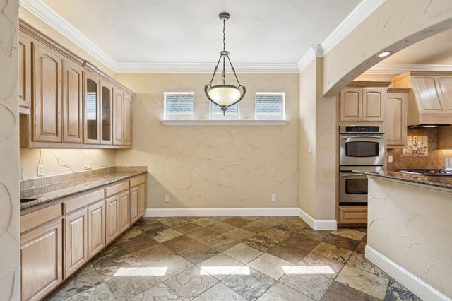 3803 Park Flower Court, Arlington, TX 76017