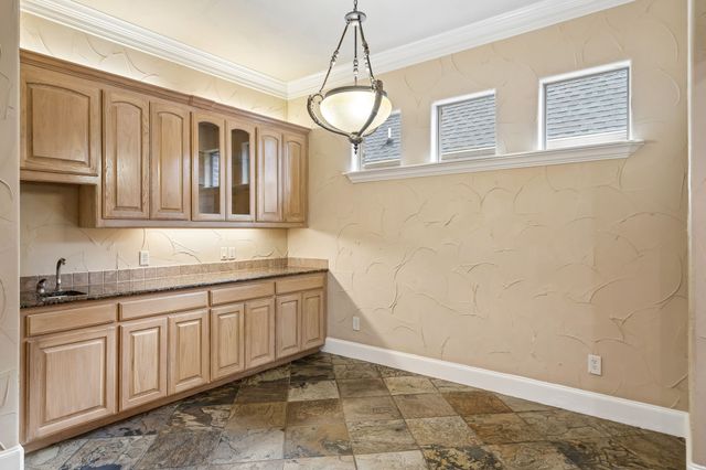 3803 Park Flower Court, Arlington, TX 76017