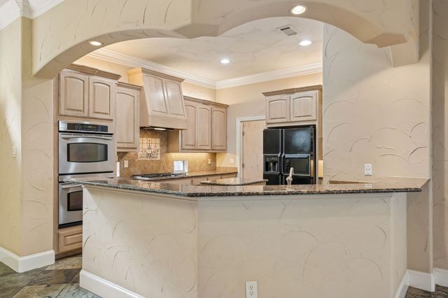 3803 Park Flower Court, Arlington, TX 76017