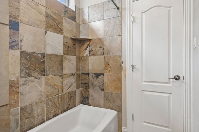 3803 Park Flower Court, Arlington, TX 76017