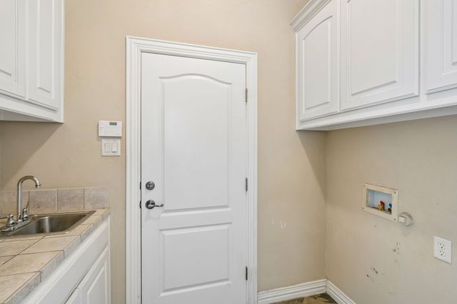 3803 Park Flower Court, Arlington, TX 76017