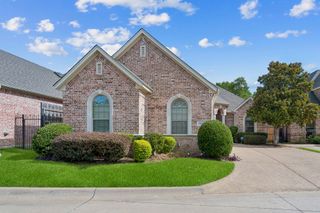 3803 Park Flower Court, Arlington, TX 76017