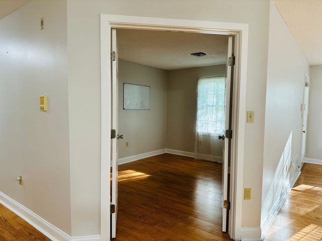 450 Brookside Dr B, Andover, MA 01810