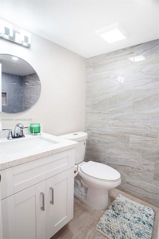 7527 S Oriole Boulevard 101, Delray Beach, FL 33446
