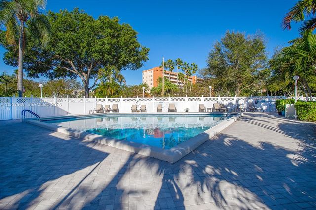 7527 S Oriole Boulevard 101, Delray Beach, FL 33446
