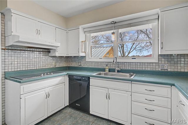 4212 Hueffmeier Road, Wentzville, MO 63385