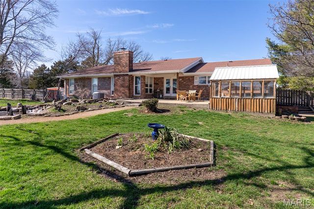 4212 Hueffmeier Road, Wentzville, MO 63385