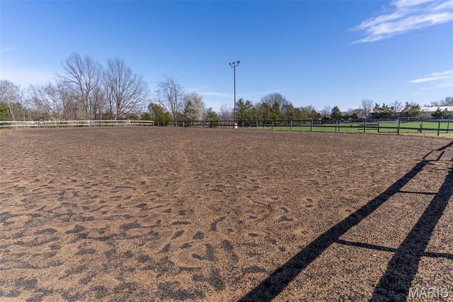 4212 Hueffmeier Road, Wentzville, MO 63385