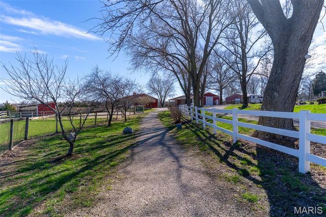 4212 Hueffmeier Road, Wentzville, MO 63385