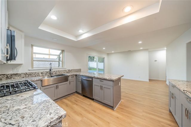 1270 N Rosalind Avenue, Rialto, CA 92376