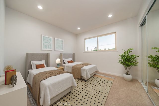 1270 N Rosalind Avenue, Rialto, CA 92376