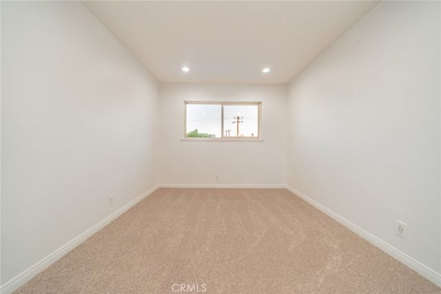 1270 N Rosalind Avenue, Rialto, CA 92376