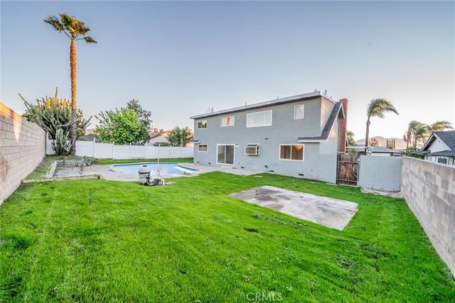 1270 N Rosalind Avenue, Rialto, CA 92376