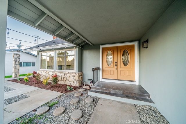 1270 N Rosalind Avenue, Rialto, CA 92376