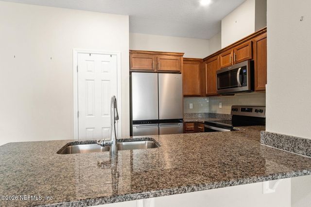 9787 FIDDLEBACK Lane, Jacksonville, FL 32222