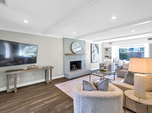 14735 Kellywood Lane, Houston, TX 77079