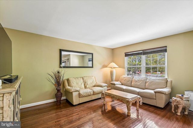 1102 CALLISTO CT, Gambrills, MD 21054