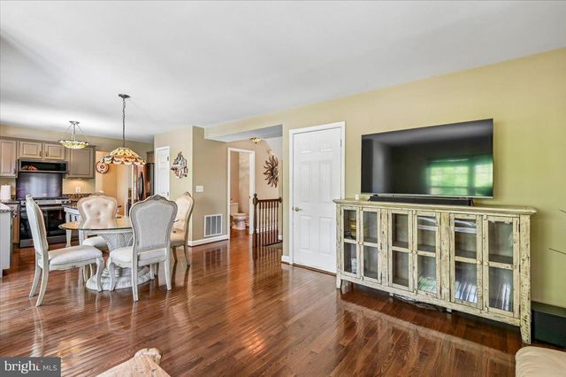 1102 CALLISTO CT, Gambrills, MD 21054