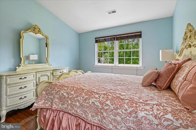 1102 CALLISTO CT, Gambrills, MD 21054