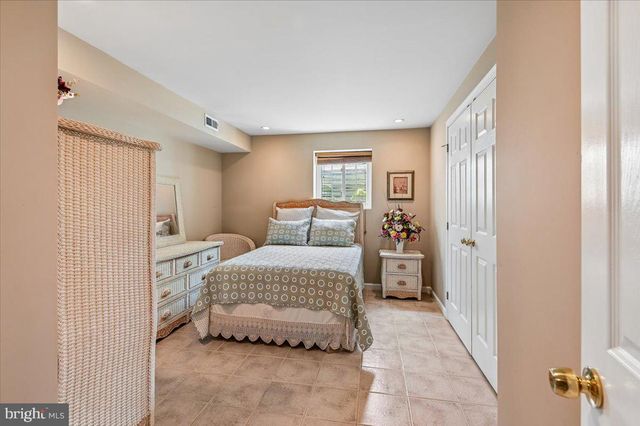 1102 CALLISTO CT, Gambrills, MD 21054