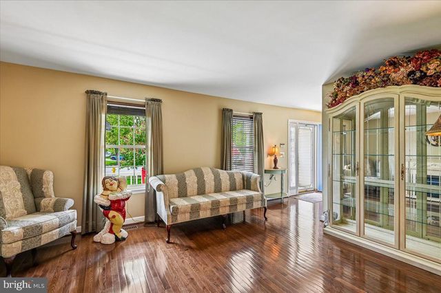 1102 CALLISTO CT, Gambrills, MD 21054