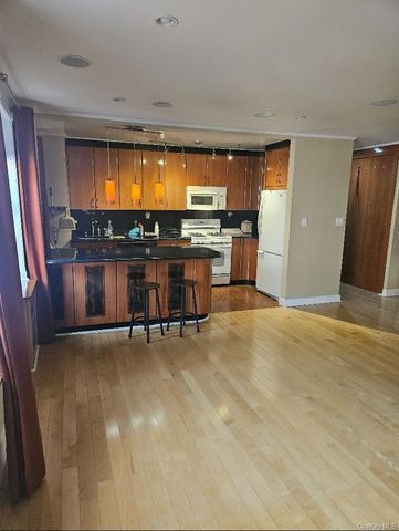105-15 66 Avenue 3F, Forest Hills, NY 11375