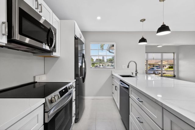 14280 Nesting Way B, Delray Beach, FL 33484