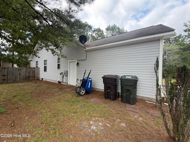 165 Pecan Lane, Aberdeen, NC 28315