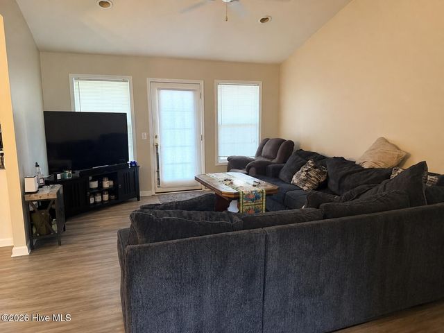 165 Pecan Lane, Aberdeen, NC 28315
