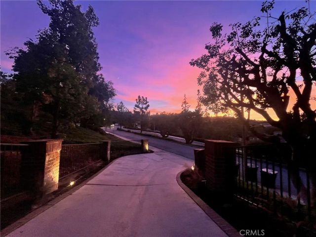 5780 E River Valley Trail, Anaheim, CA 92807