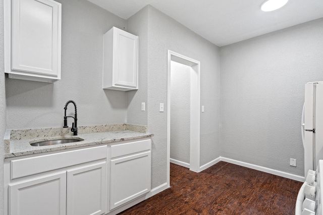 412 Chicago Avenue, Fort Worth, TX 76103