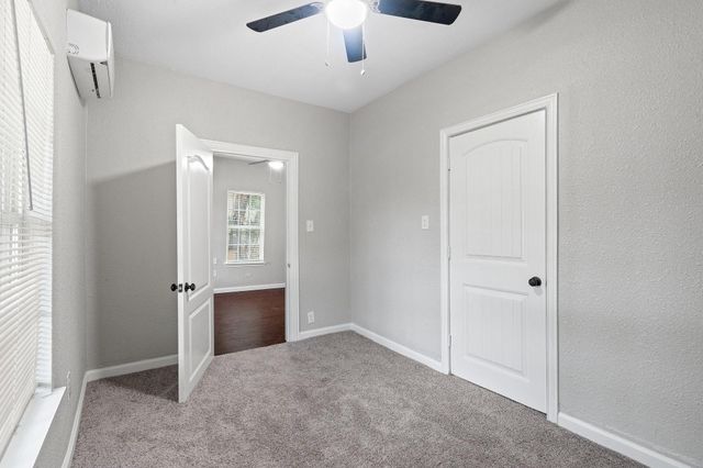 412 Chicago Avenue, Fort Worth, TX 76103