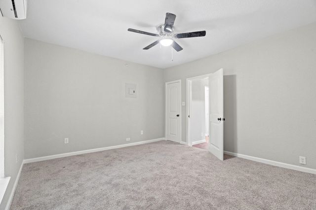 412 Chicago Avenue, Fort Worth, TX 76103