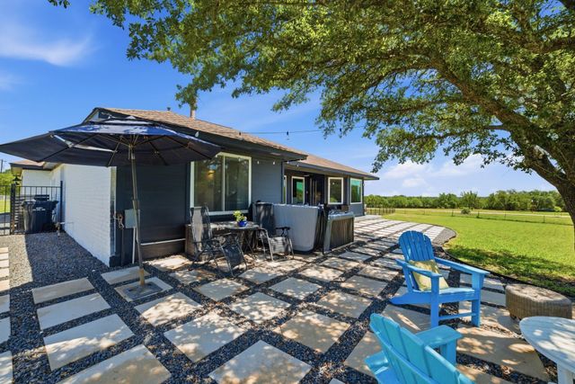 410 Mustang Mesa, Liberty Hill, TX 78642