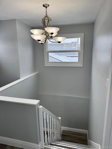 7236 Studebaker Avenue, Warren, MI 48091