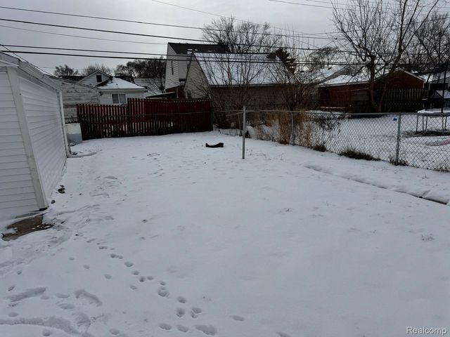 7236 Studebaker Avenue, Warren, MI 48091