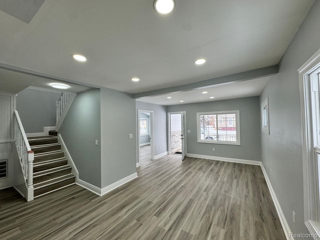 7236 Studebaker Avenue, Warren, MI 48091