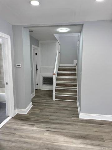 7236 Studebaker Avenue, Warren, MI 48091