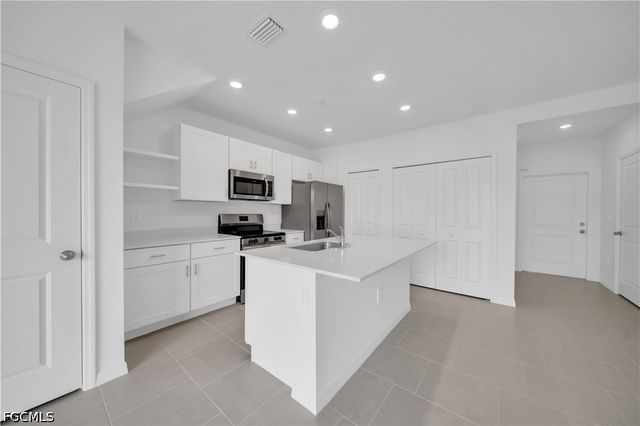 4212 Caterina CT W 4212, North Fort Myers, FL 33917