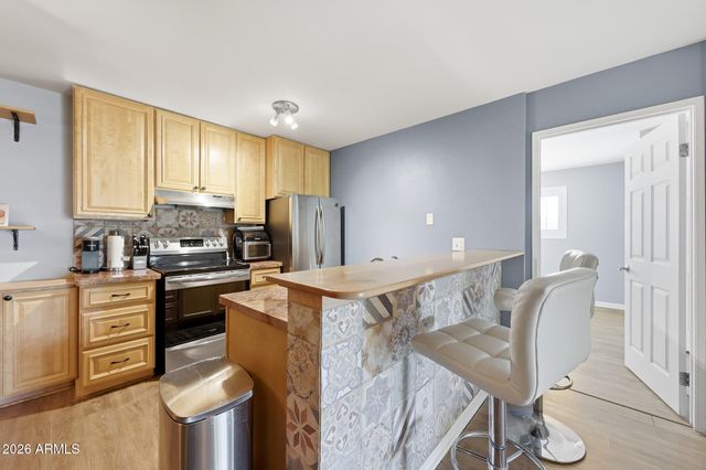 5525 E Thomas Road R 16, Phoenix, AZ 85018