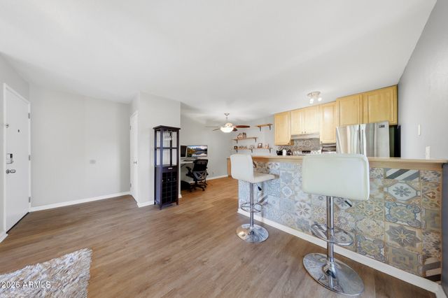 5525 E Thomas Road R 16, Phoenix, AZ 85018