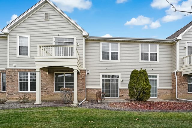 1339 Scarboro Road 605, Schaumburg, IL 60193