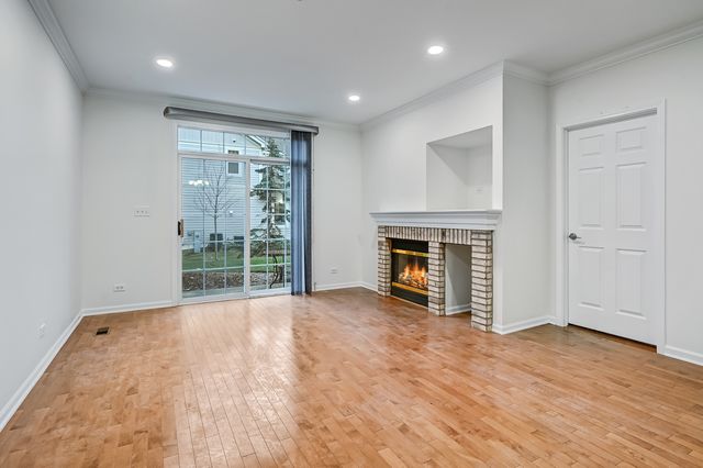 1339 Scarboro Road 605, Schaumburg, IL 60193