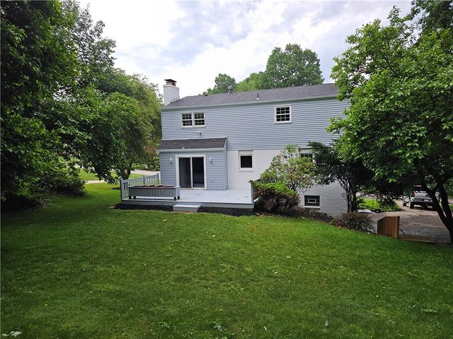 728 HEATHERGATE, Indiana Twp, PA 15238