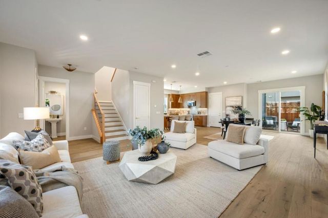 4912 Vivi Place, San Jose, CA 95124